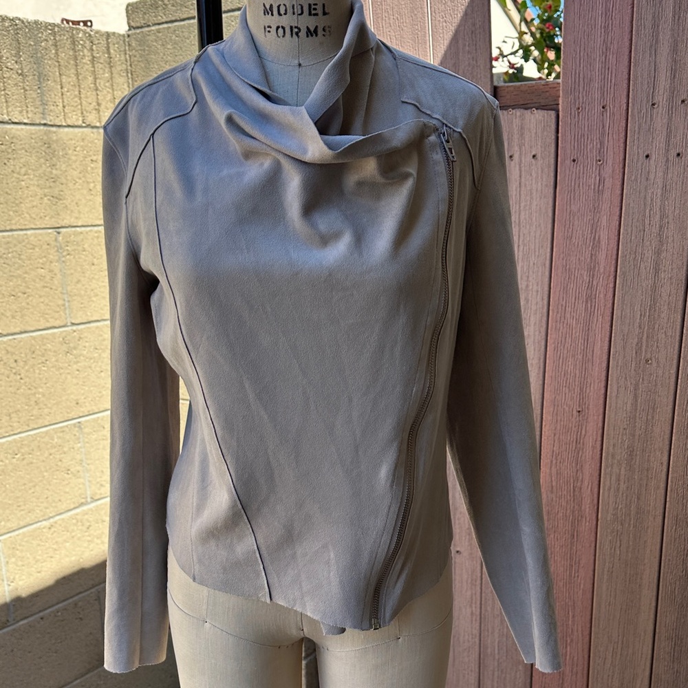 BLANK NYC | Women’s Gray Faux Suede Jacket